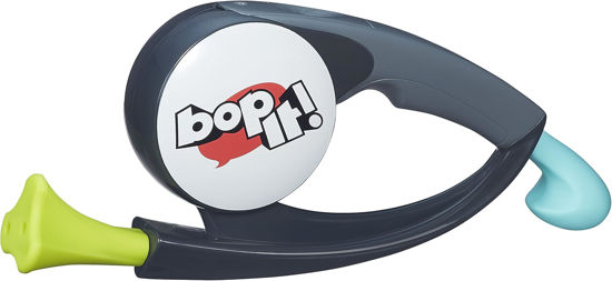 Hasbro Games B7428100 – „Bop It !“, „Child's Play“, vokieciu leidimas 